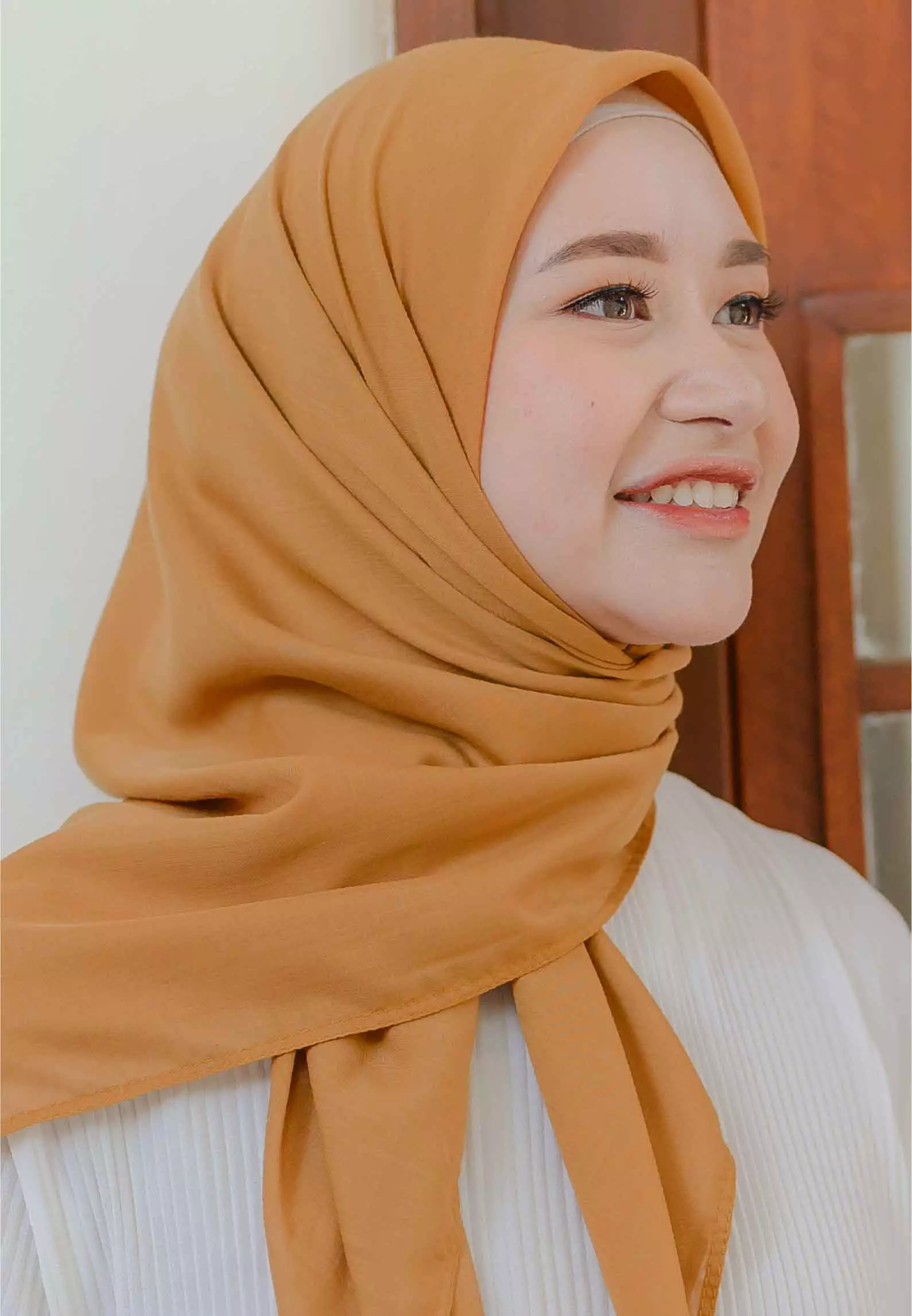 Kara Voal Harvest Gold