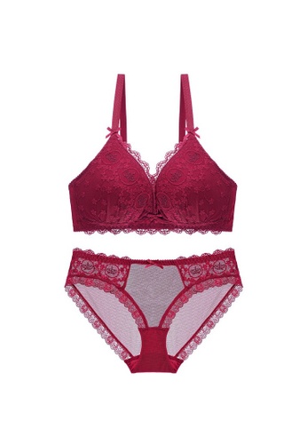 W.Excellence red Premium Red Lace Lingerie Set (Bra and Underwear) 27A3DUSEBF0F64GS_1