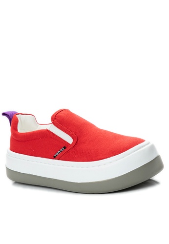 Twenty Eight Shoes red Canvas Platform Slip-Ons XY5305 54110SH000F330GS_1
