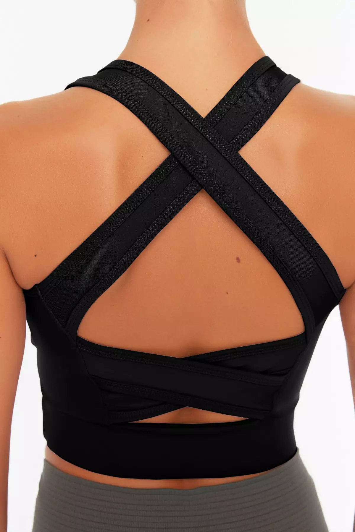 Back Detailed Sports Bra