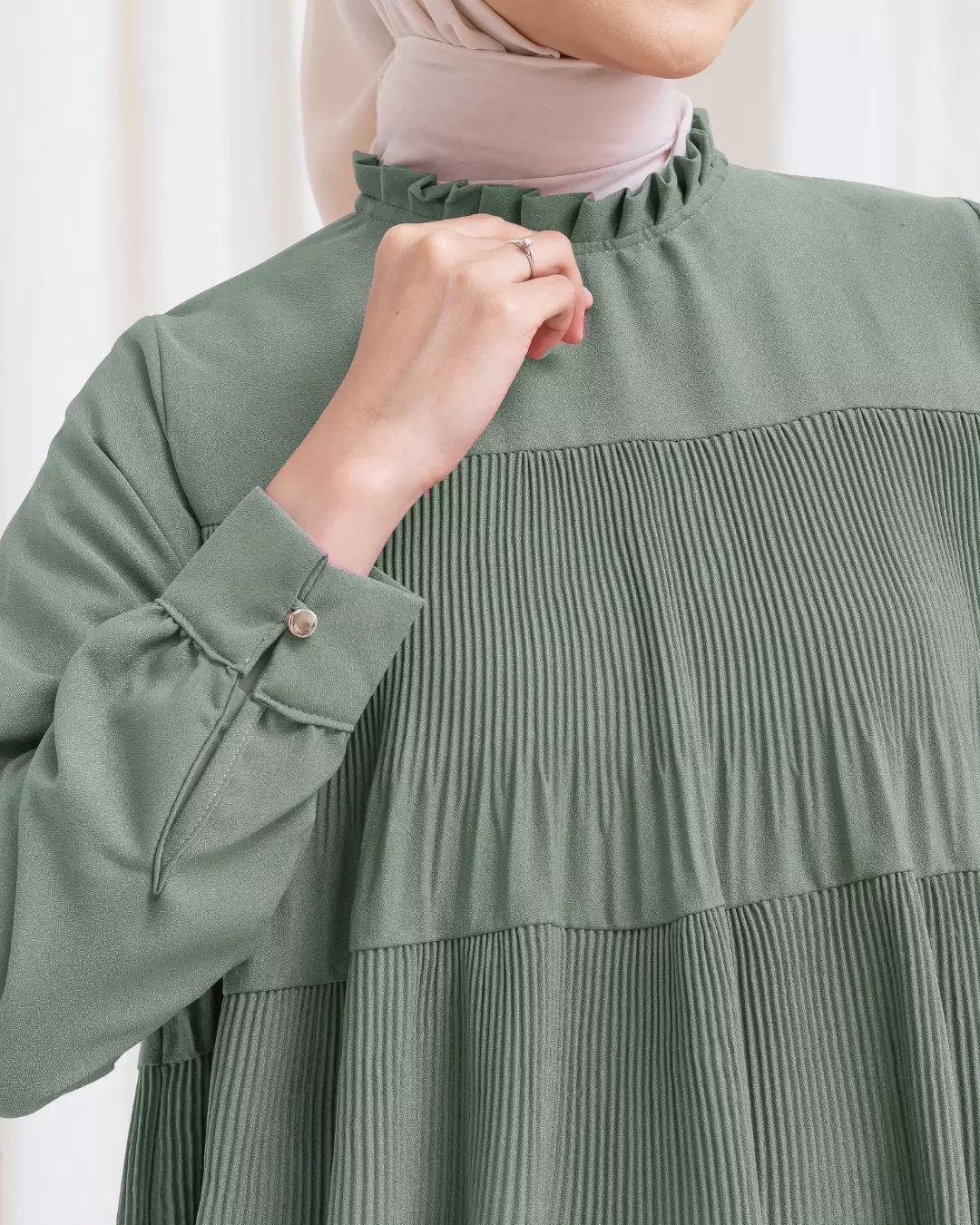 Cassie Blouse - Pine