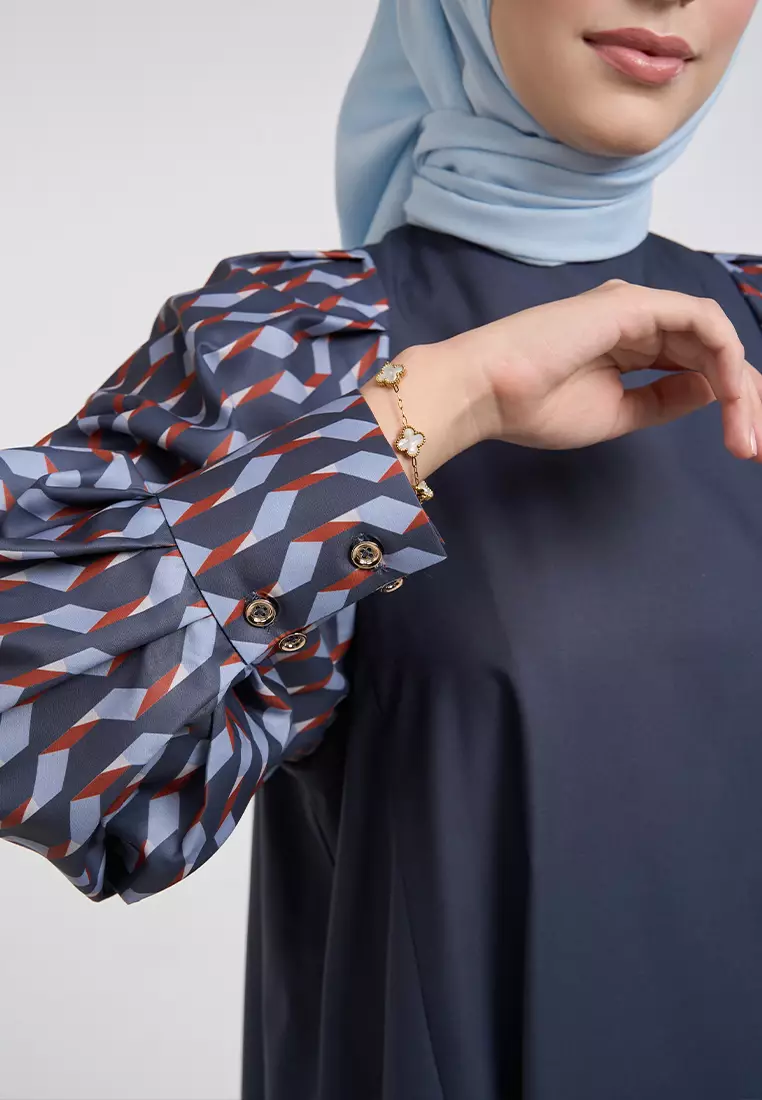 Kami Edna Drapery Sleeve Dress Frost