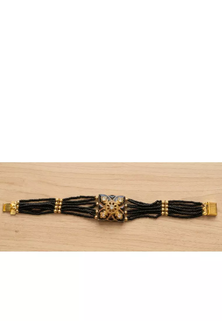 Aksesoris Wanita Pearly Square Pendant Beads Bracelet Gelang Wanita Gold & Black