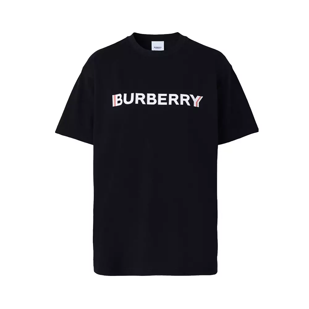 Burberry t shirt with hotsell metal logo