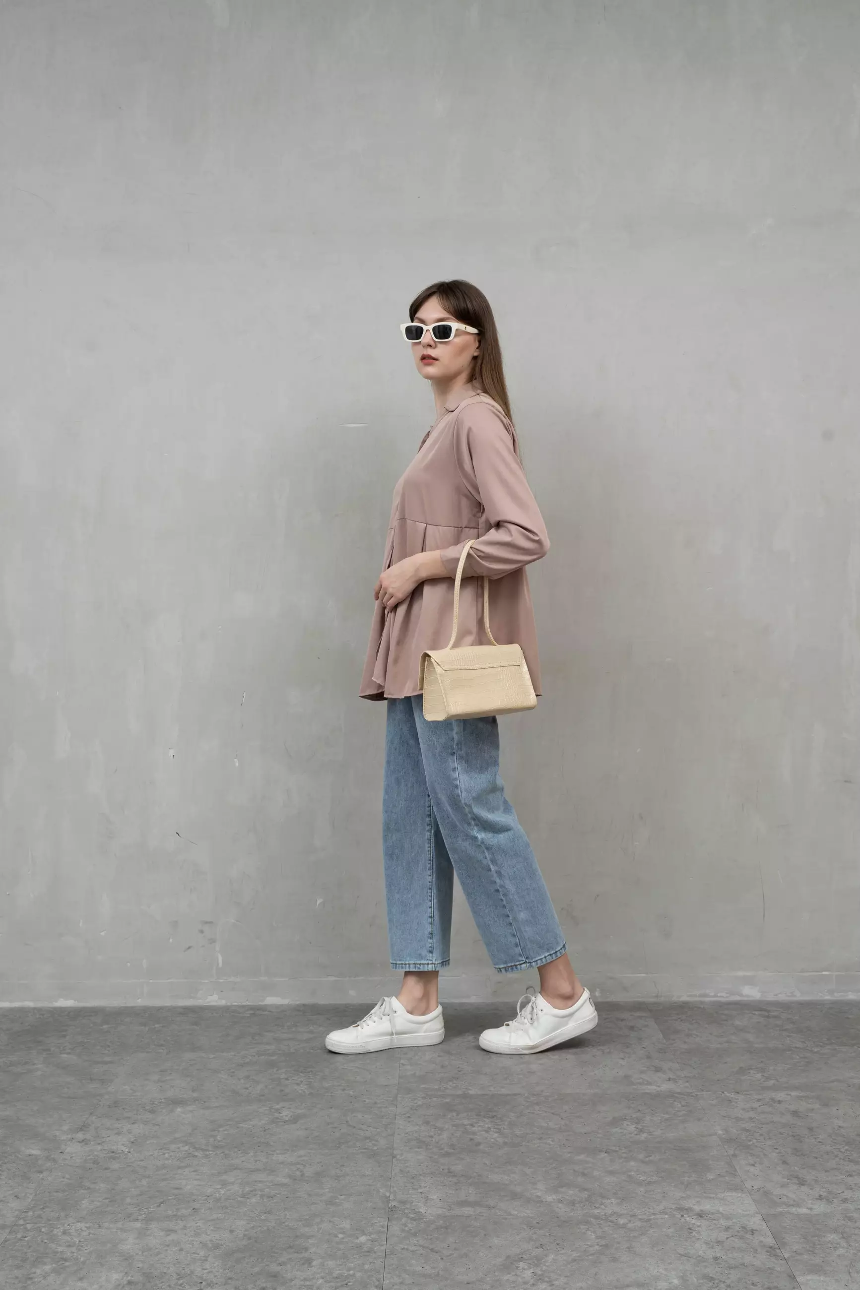 Houseofcuff Mars Top in Mocca Kemeja Wanita