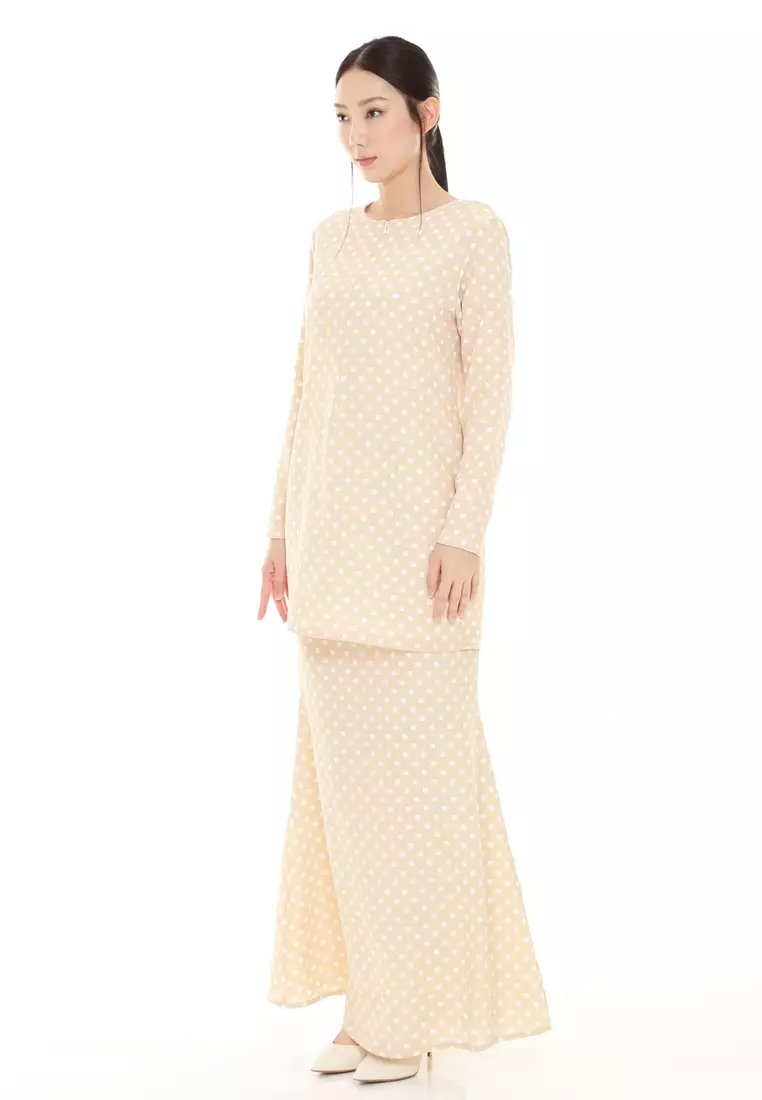 Rina Polka Dot Printed Kurung Basic Modern in Beige