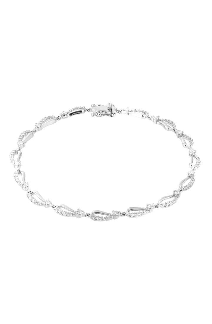 Gold chain bracelet deals with diamonds