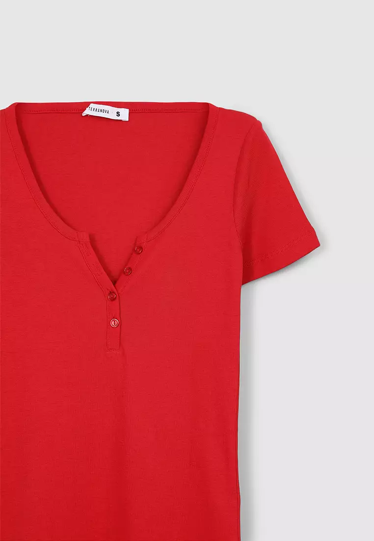 Woman Short-Sleeved T-Shirt