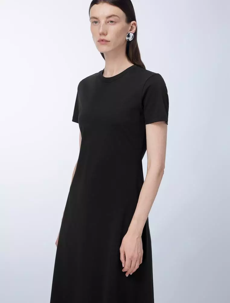 short-sleeve dress