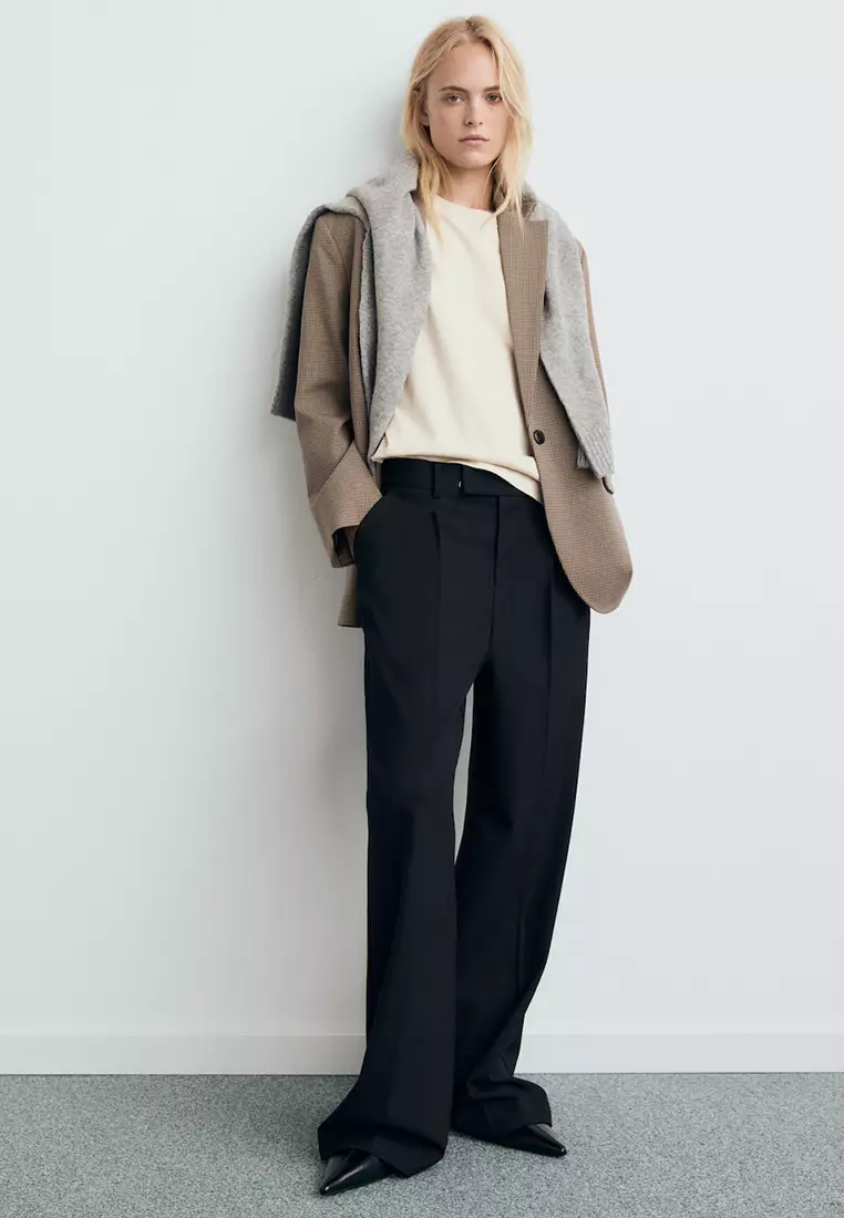 Straight Jacket With Flap Pockets