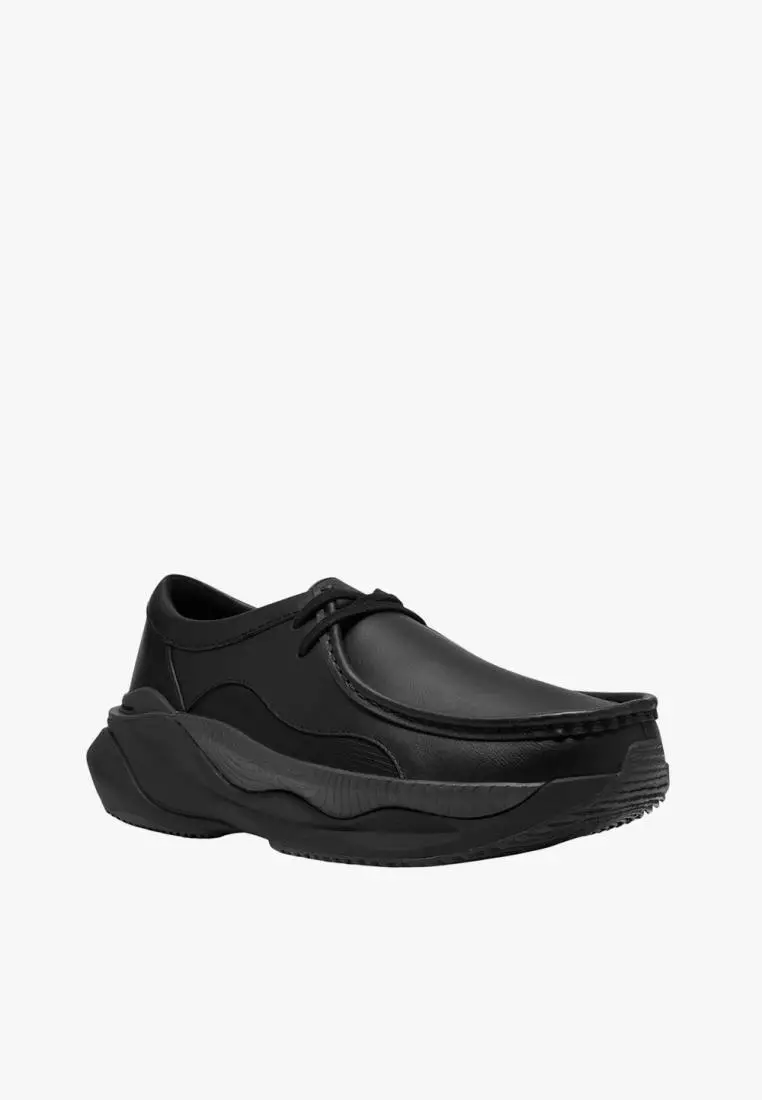 Jual CLARKS Clarks Mens Pace Moc - Black Original 2026 | ZALORA Indonesia