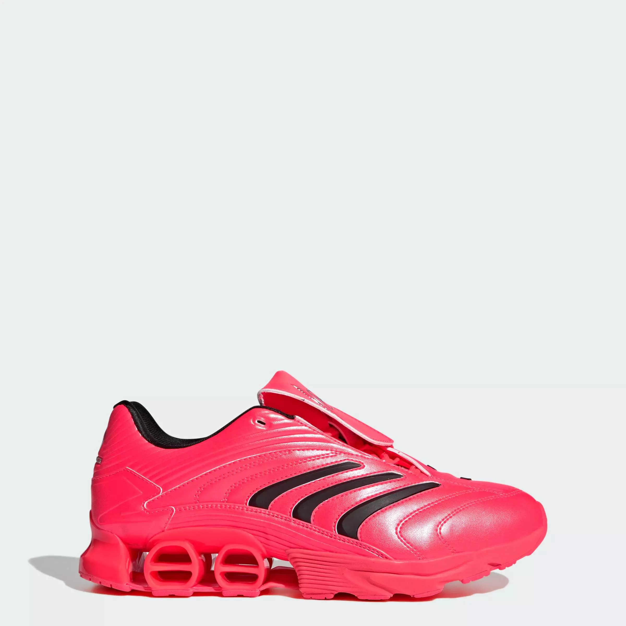 【adidas×Mercedes】PREDATOR メガライド JR9992 限定 adidas Predator Megaride Mercedes Shoes - Pink | Free