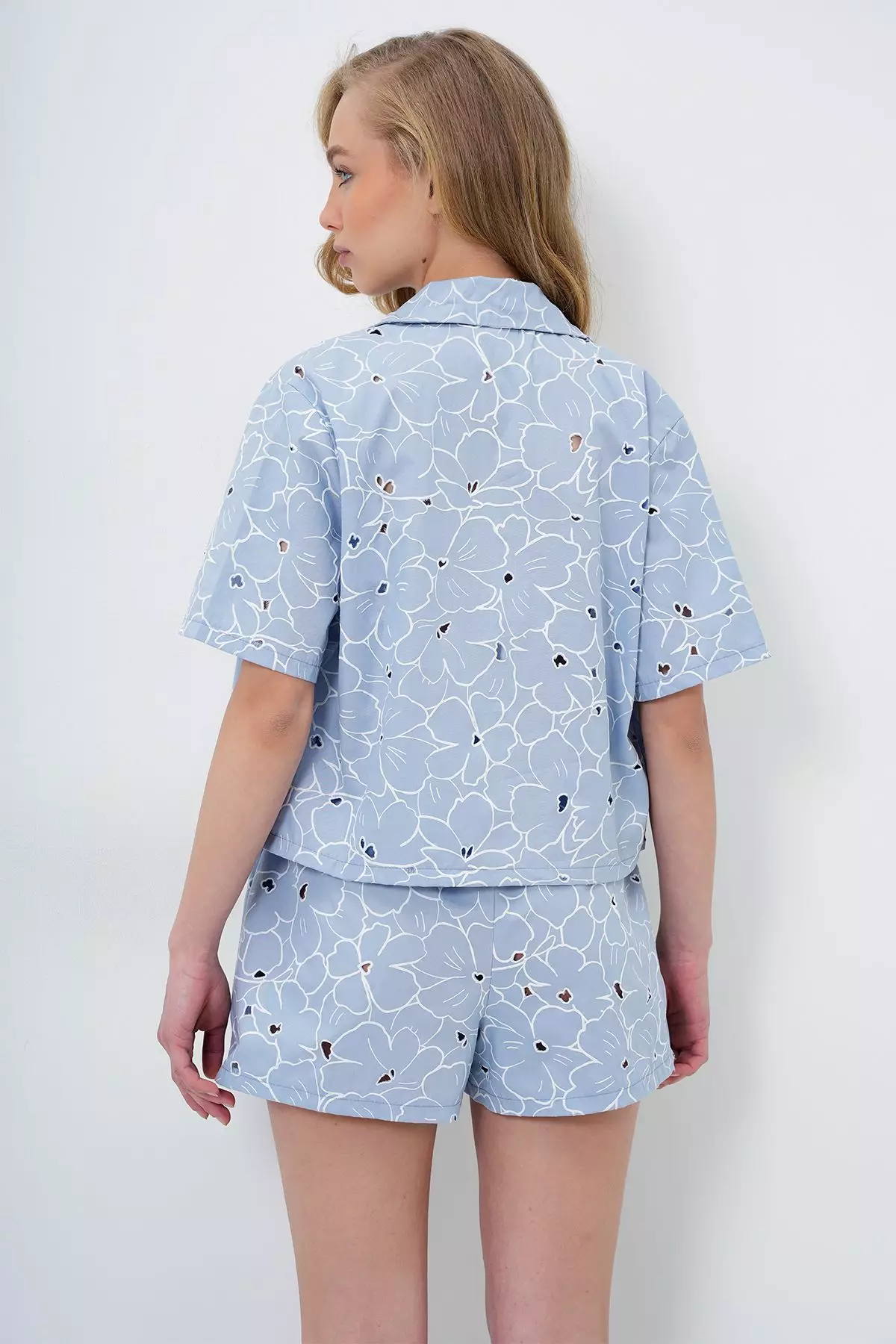 Women's Baby Blue Laser Cut Hole Crop Shirt And Shorts Bottom Top Set Alc-X14049