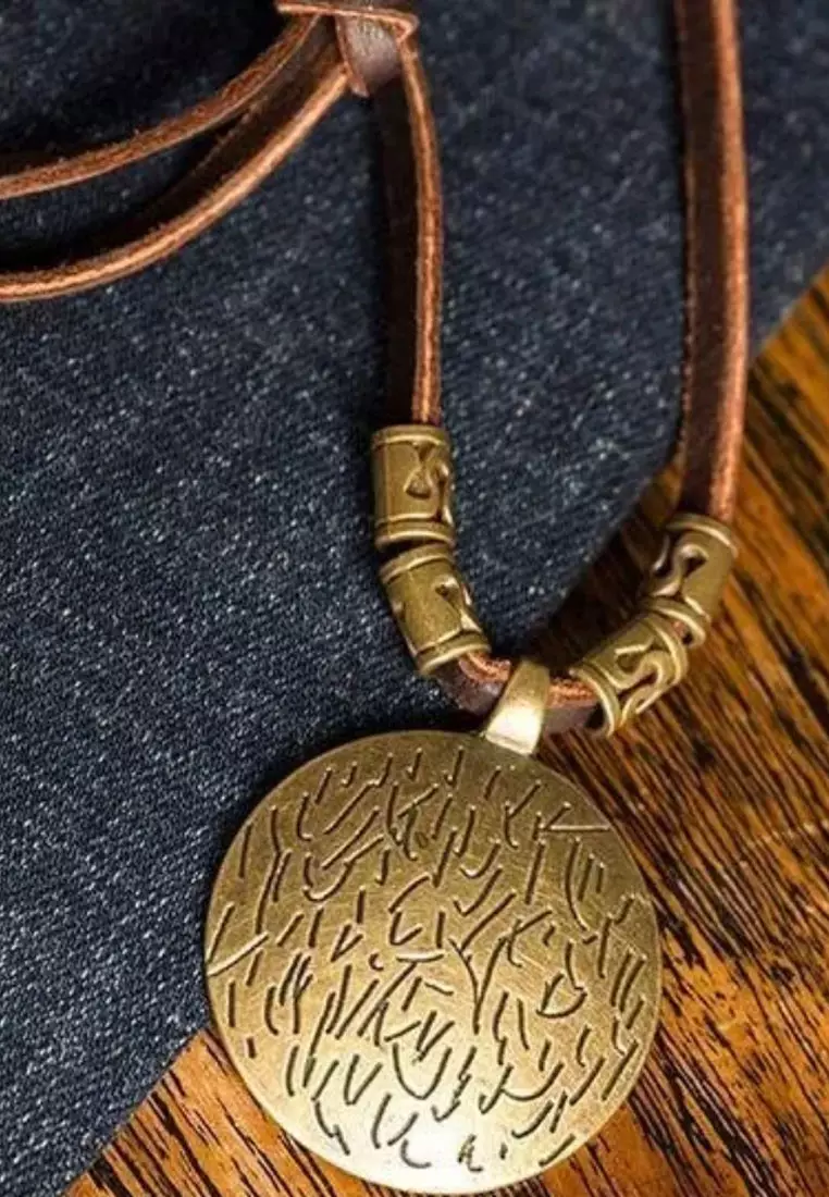 Aksesoris Kalung Kulit Pria Round Pendant Leather Necklace Brown & Gold
