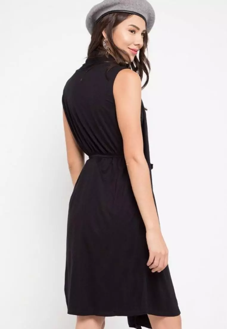 Nade FO002 Outer Sleeveless Black