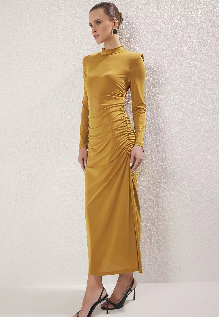 Camel Shoulder Detail Stretchy Knit Dress TCTSS25DB00015