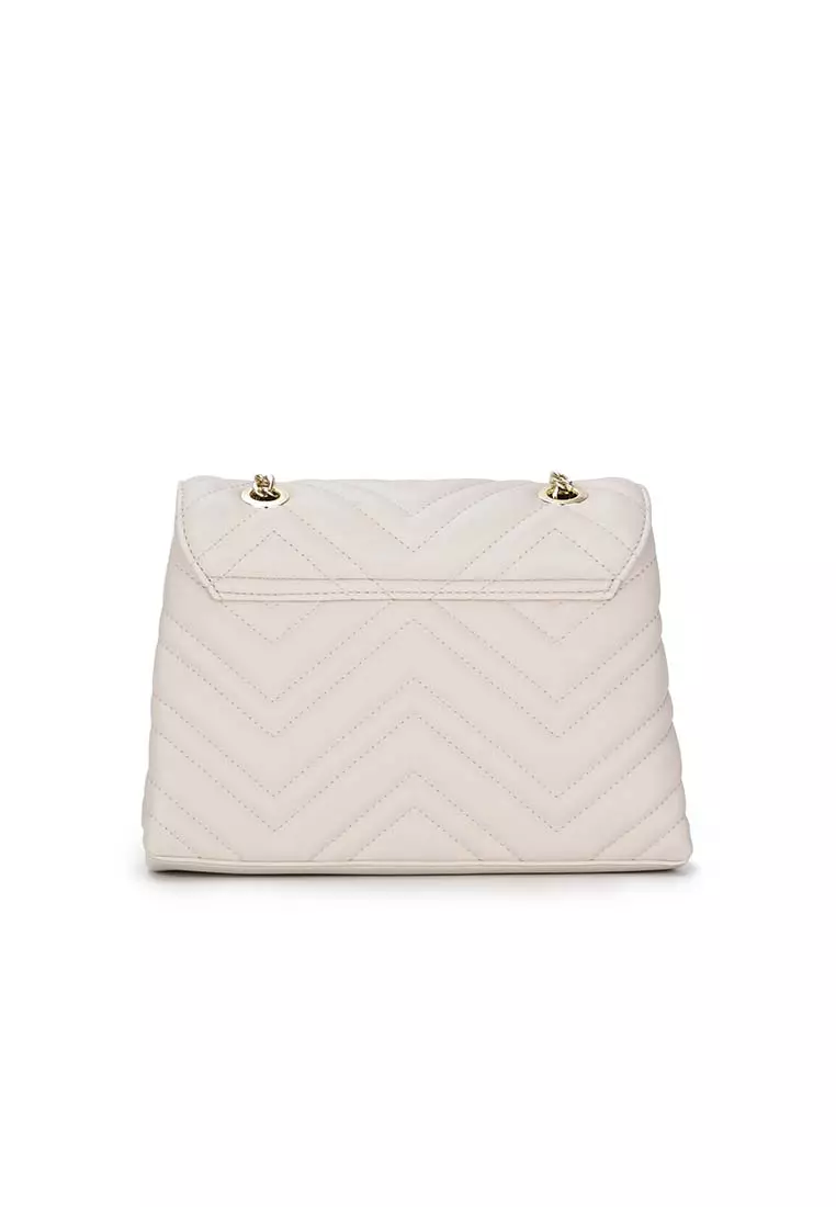 White hotsell quilted purse