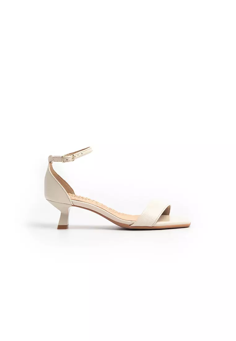 Discount on Piccadilly  shoes - SKU: Women's P588.006 Andressa Heeled Sandals