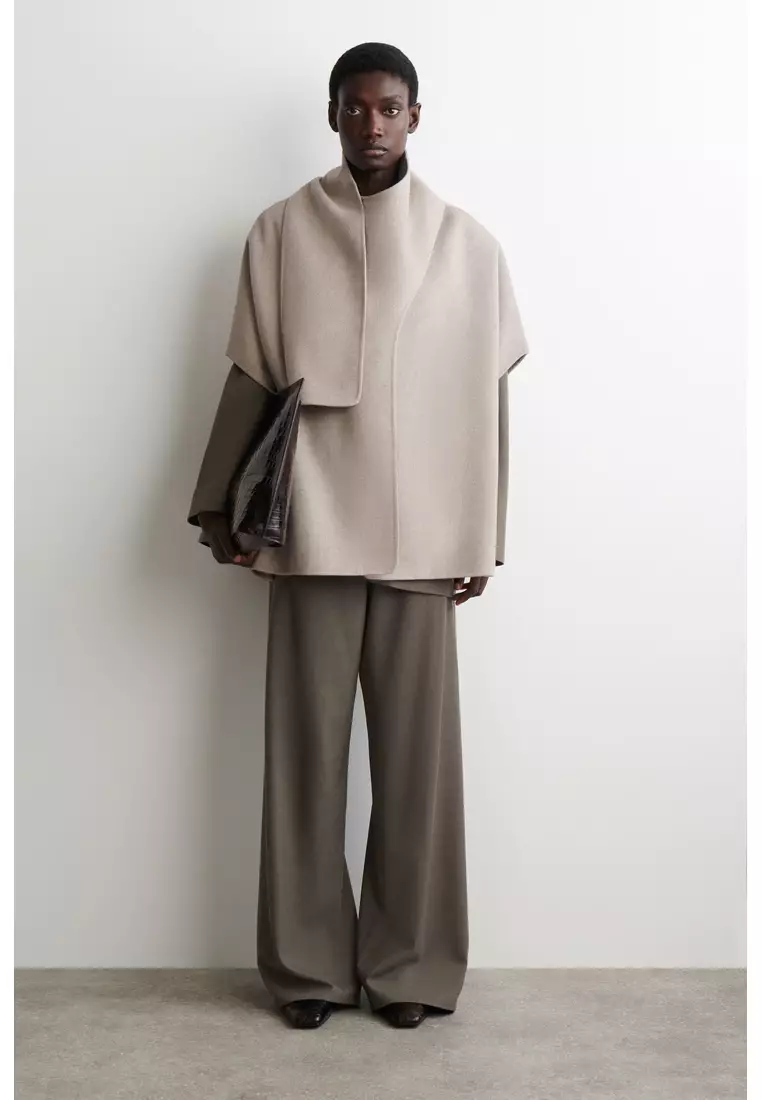 DOUBLE-FACED WOOL SCARF CAPE