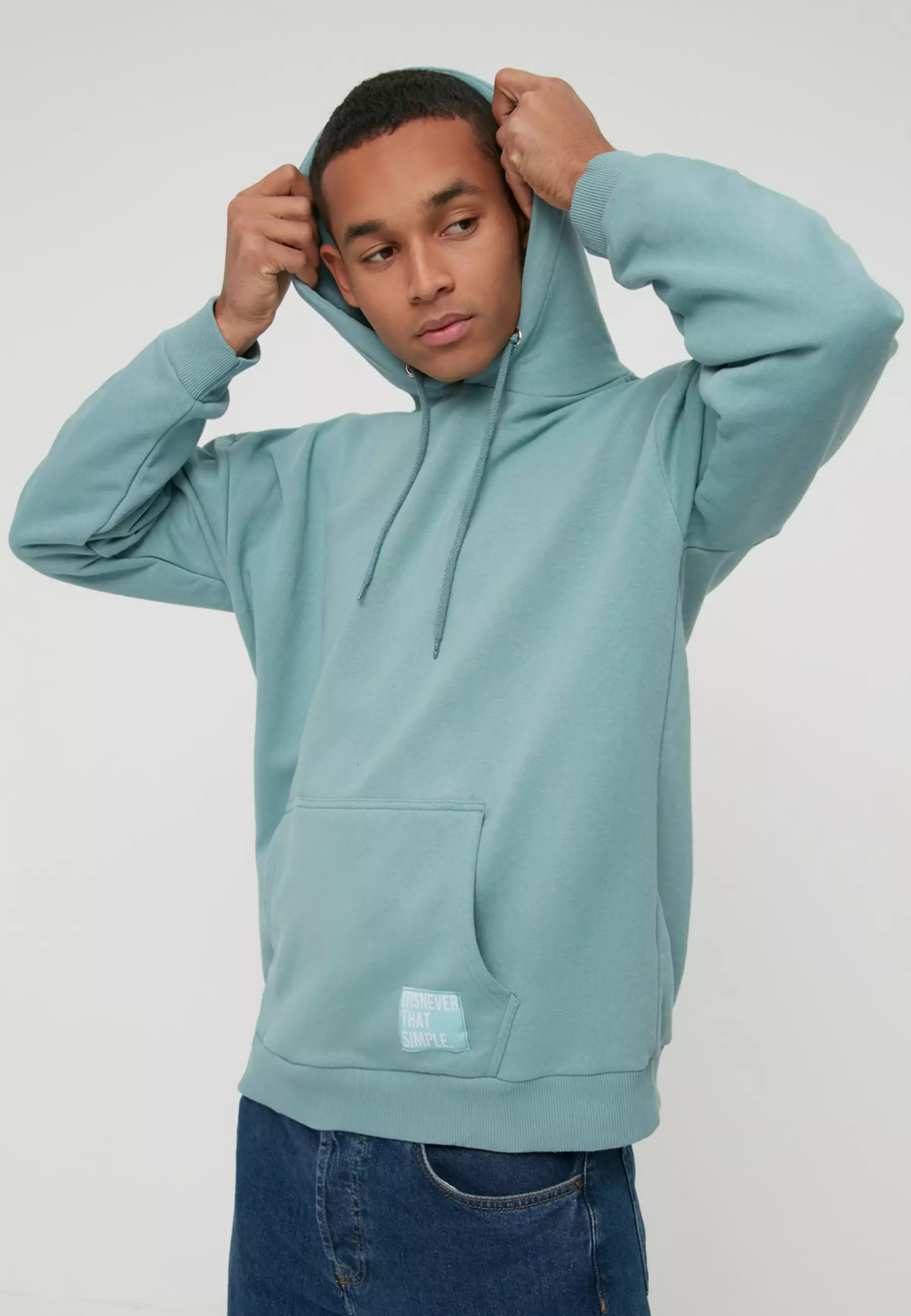 Basic Oversize Hooded Sweatshirt with Patched Label