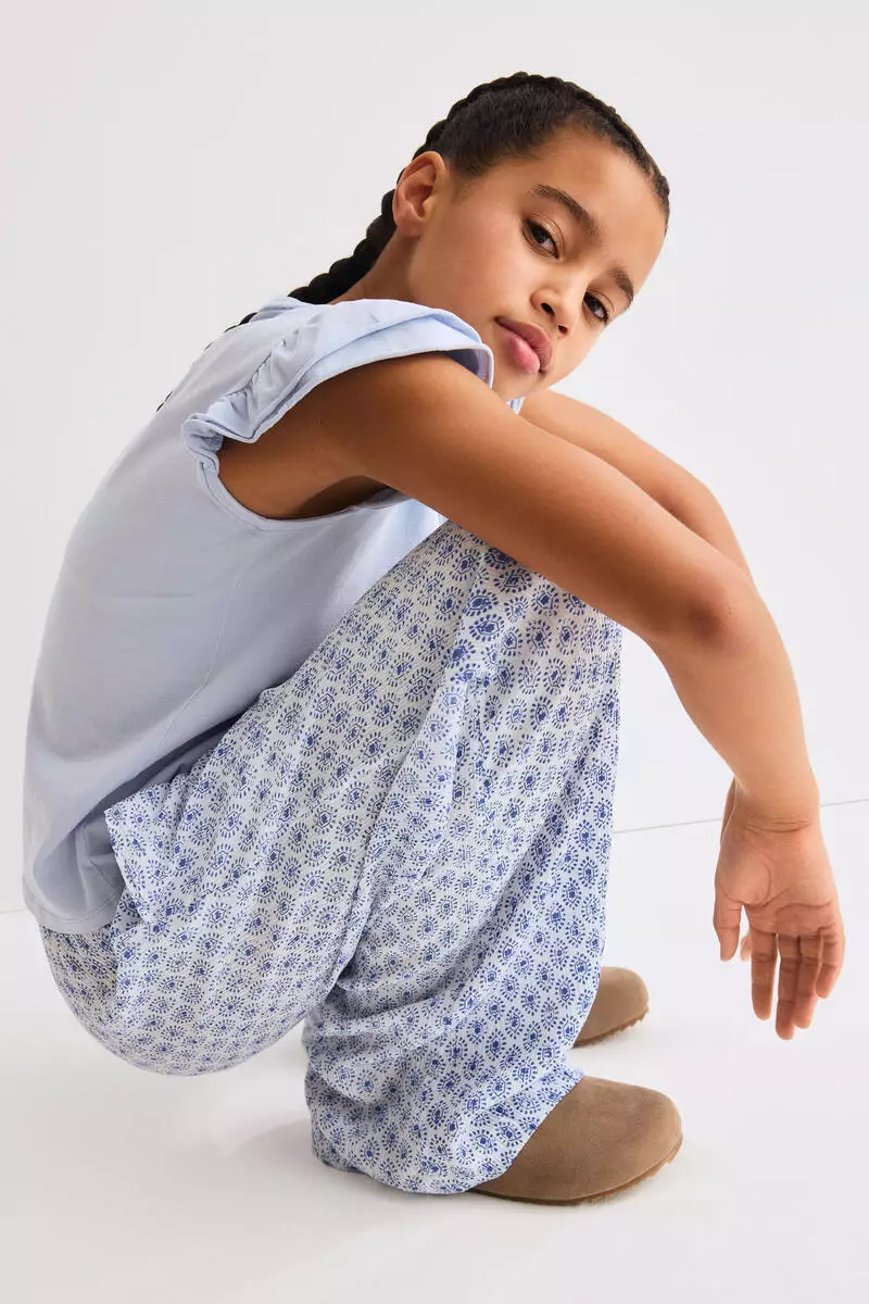 Pull-on trousers