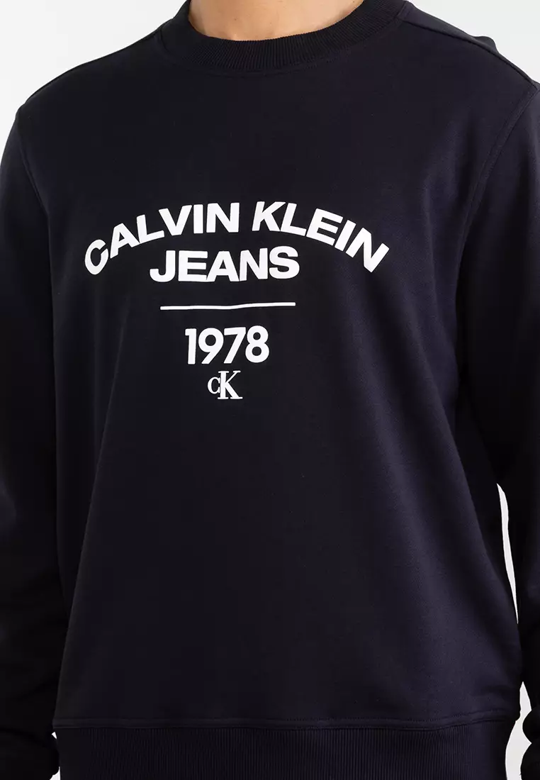 Calvin Klein Varsity Curve Sweatshirt Kong | Buy Calvin Calvin - Hong ZALORA Klein 2024 Klein Online Jeans 