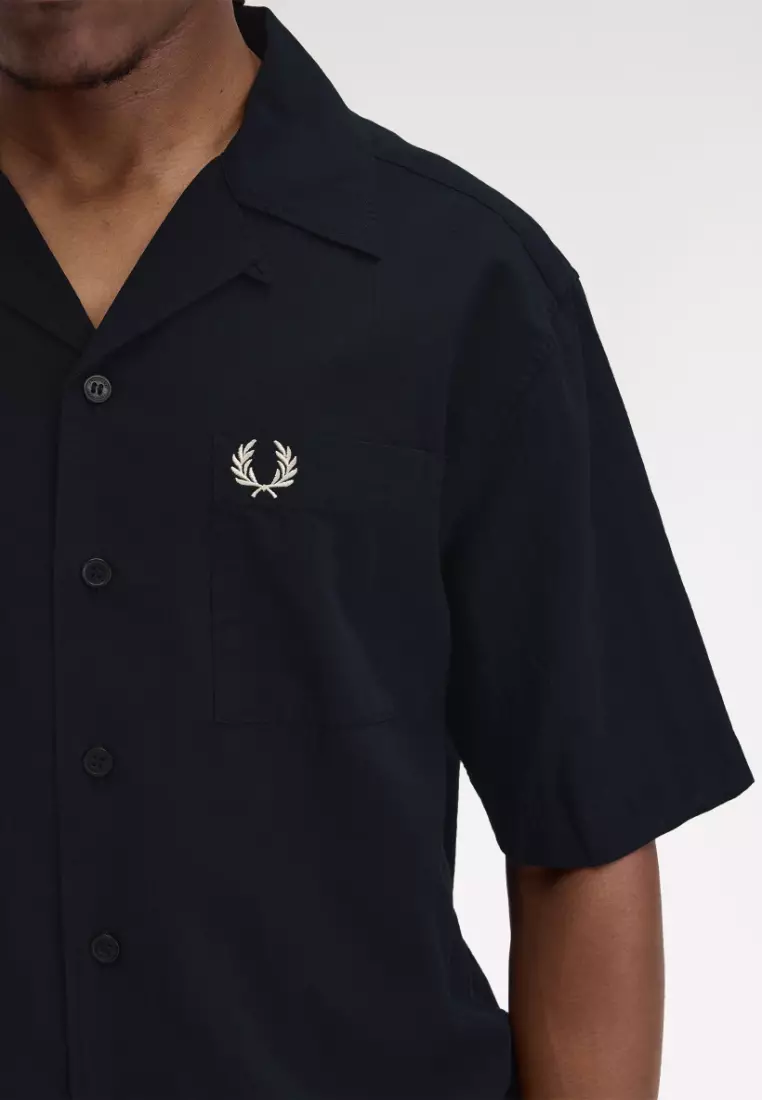 Fred Perry M7762 Lightweight Texture Revere Collar Short Sleeve Shirt (Navy)