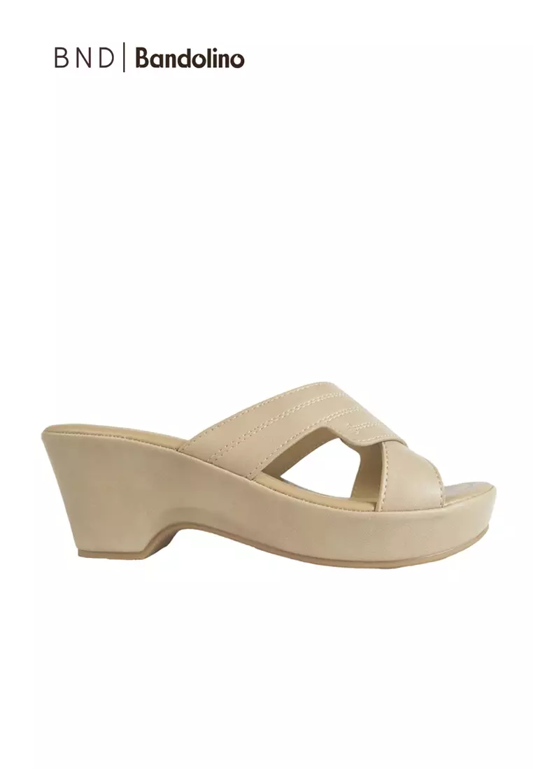 Discount on Bandolino  shoes - SKU: Bnd - Bandolino Faye Wedges 82701 Beige