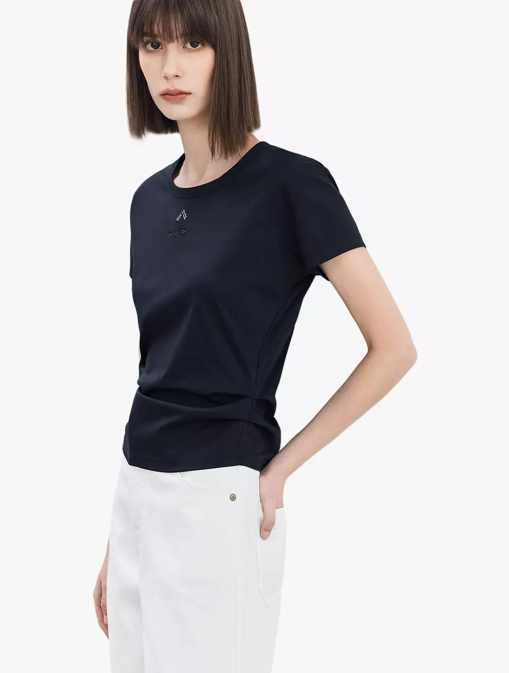 LILY Slim Fit Versatile Small U-Neck Fashionable Short Sleeved T-Shirt - Black