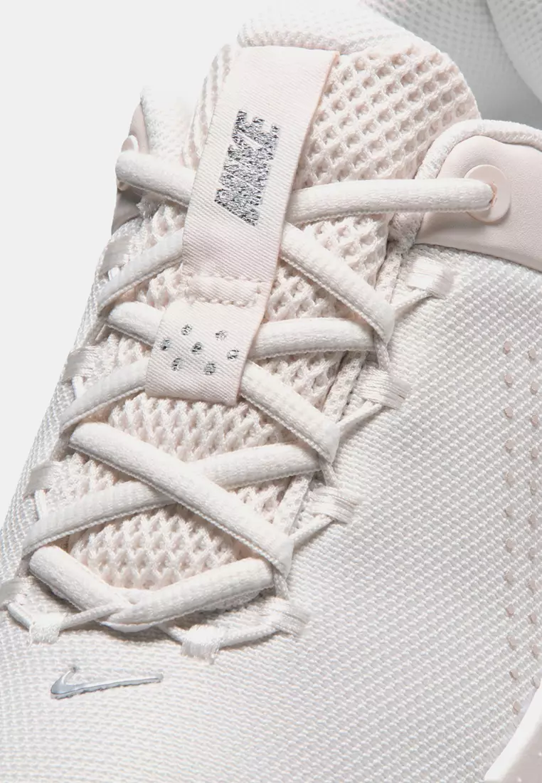 MC Trainer 4 Training Shoes