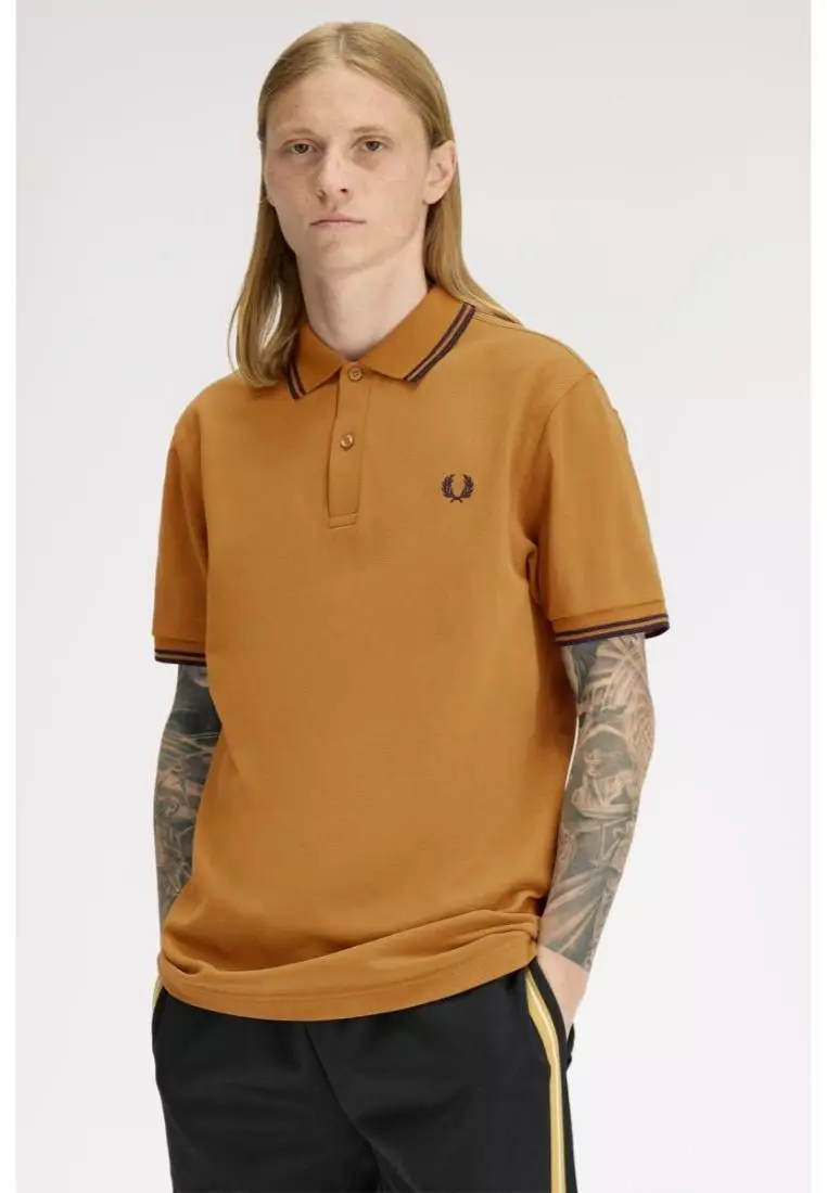 Fred Perry M3600 The Twin Tipped Fred Perry Shirt (Dark Caramel / Navy / Navy)