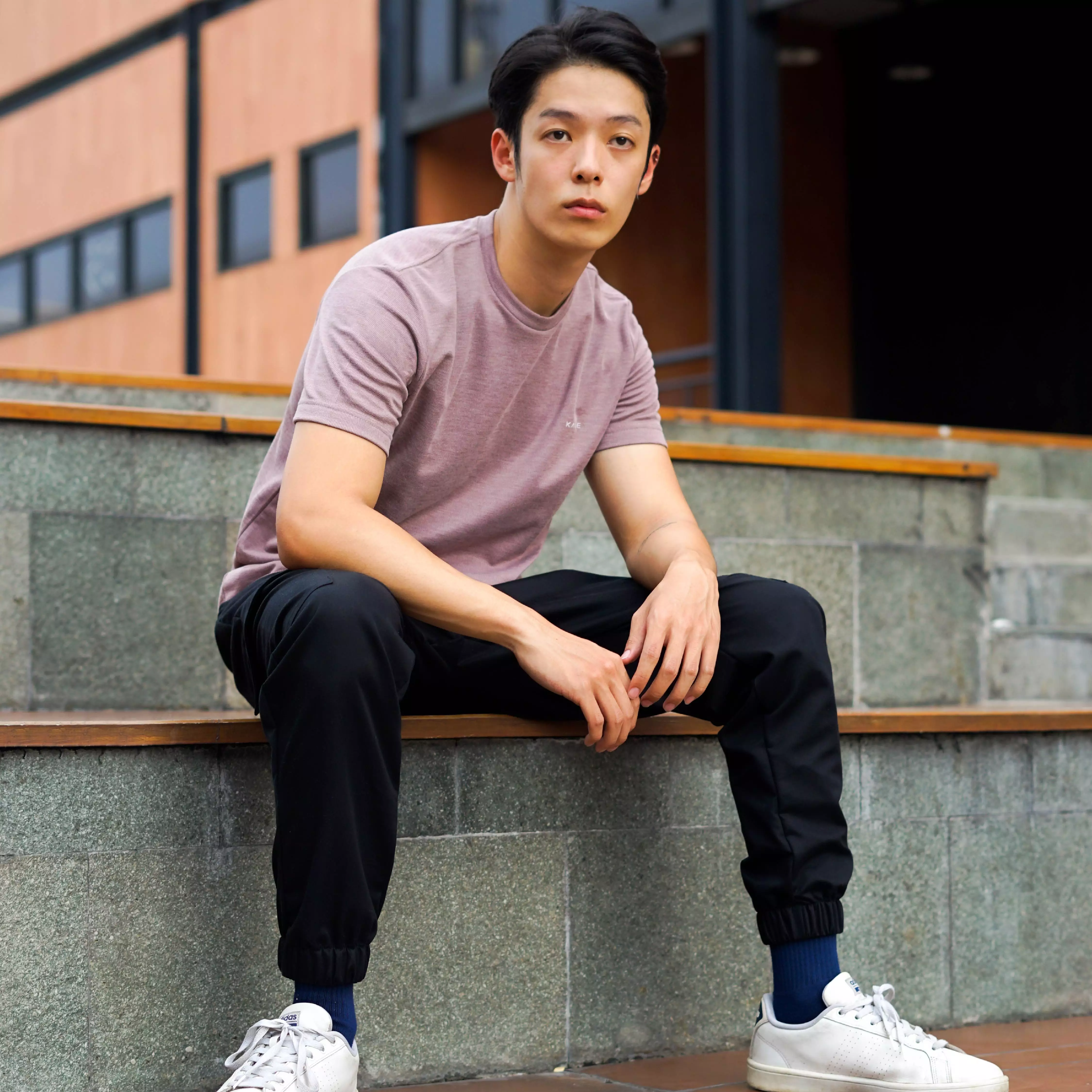 Kale Jovan Purple / Kaos Pria Basic Polos Lengan Pendek