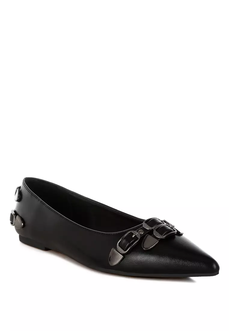 Belt Buckle Detail Ballerinas In Black
