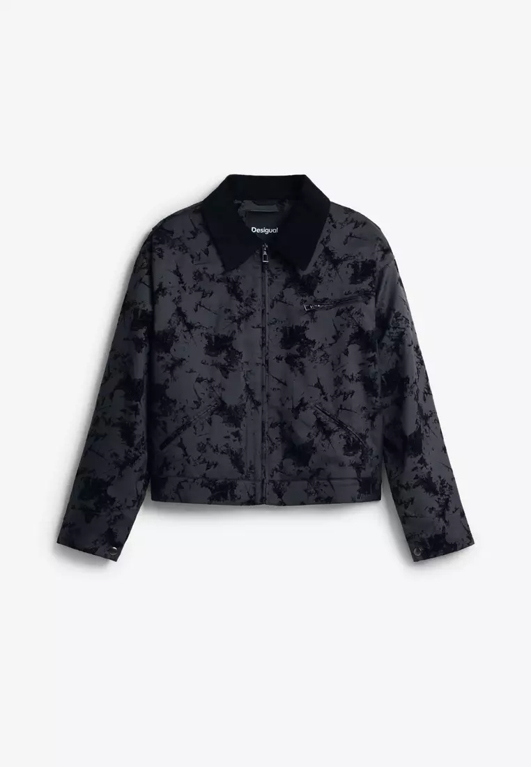 Short jacket with embroidery