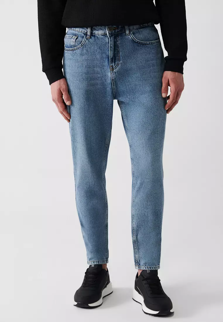 Buy Avva Mens Light Blue Oslo Random Wash Carrot Fit Jeans 2024 Online