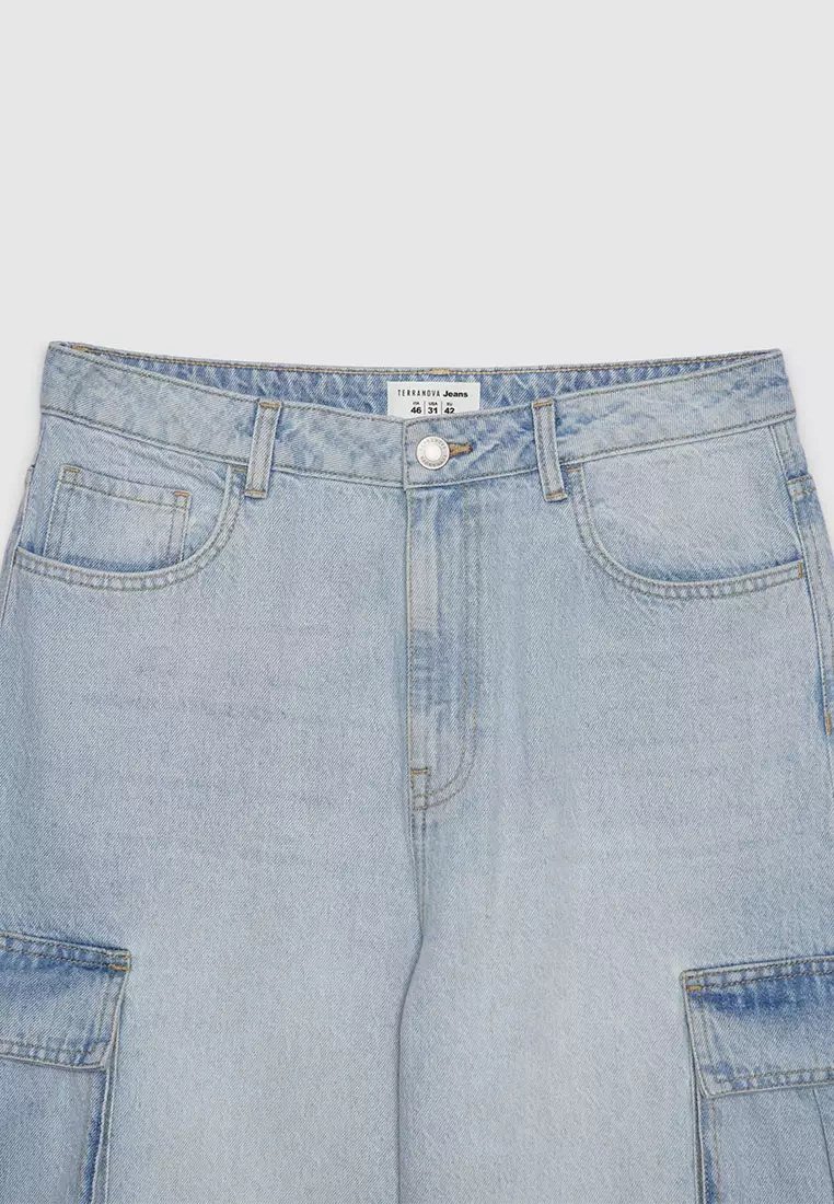 Men's Wide-Leg Denim Cargo Bermudas