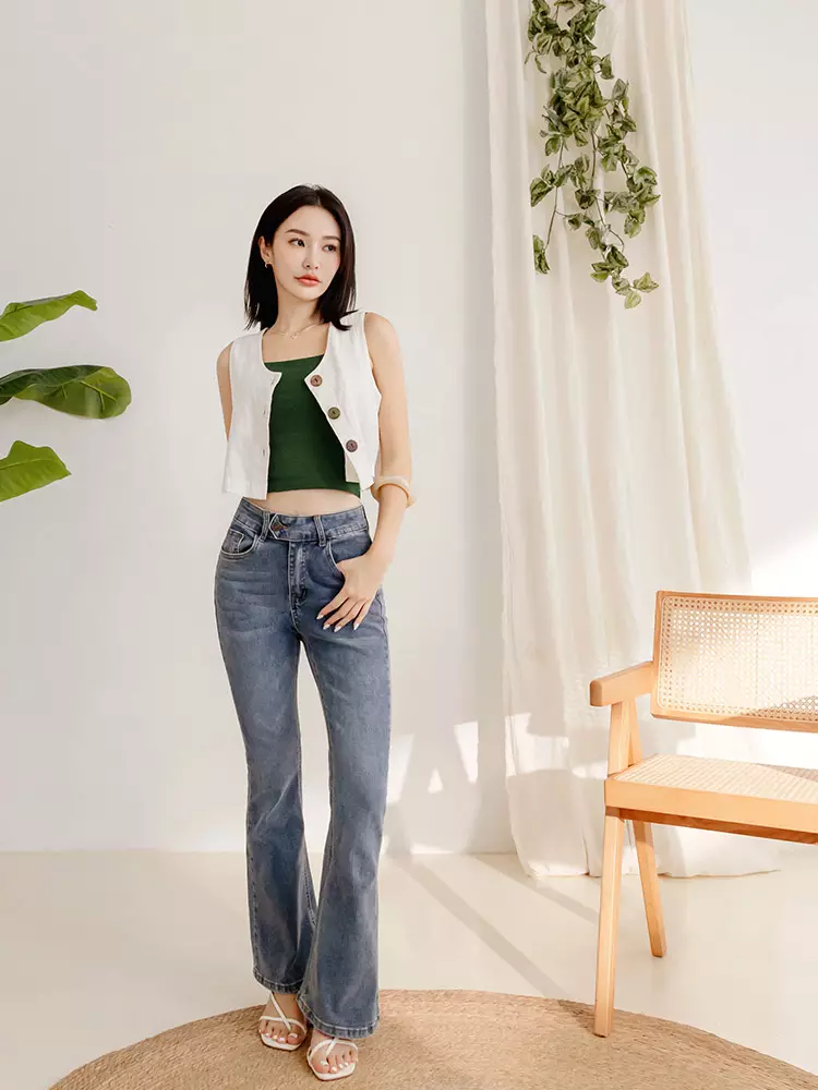 Solid Color Square Neck Wide Strap Bra Top [AB19545]