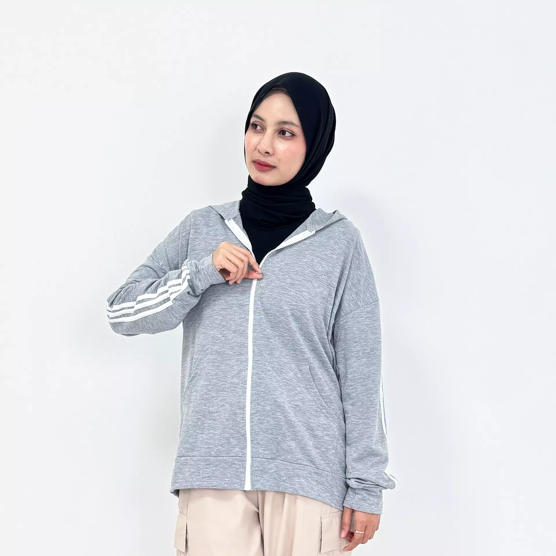 Set Sporty Jacket Manda GREY BLACK Setelan Baju Olahraga