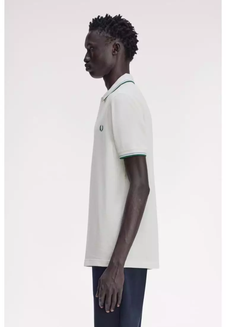 Fred Perry M3600 Twin Tipped Fred Perry Shirt (Snow White / Track Blue / Sport Green）