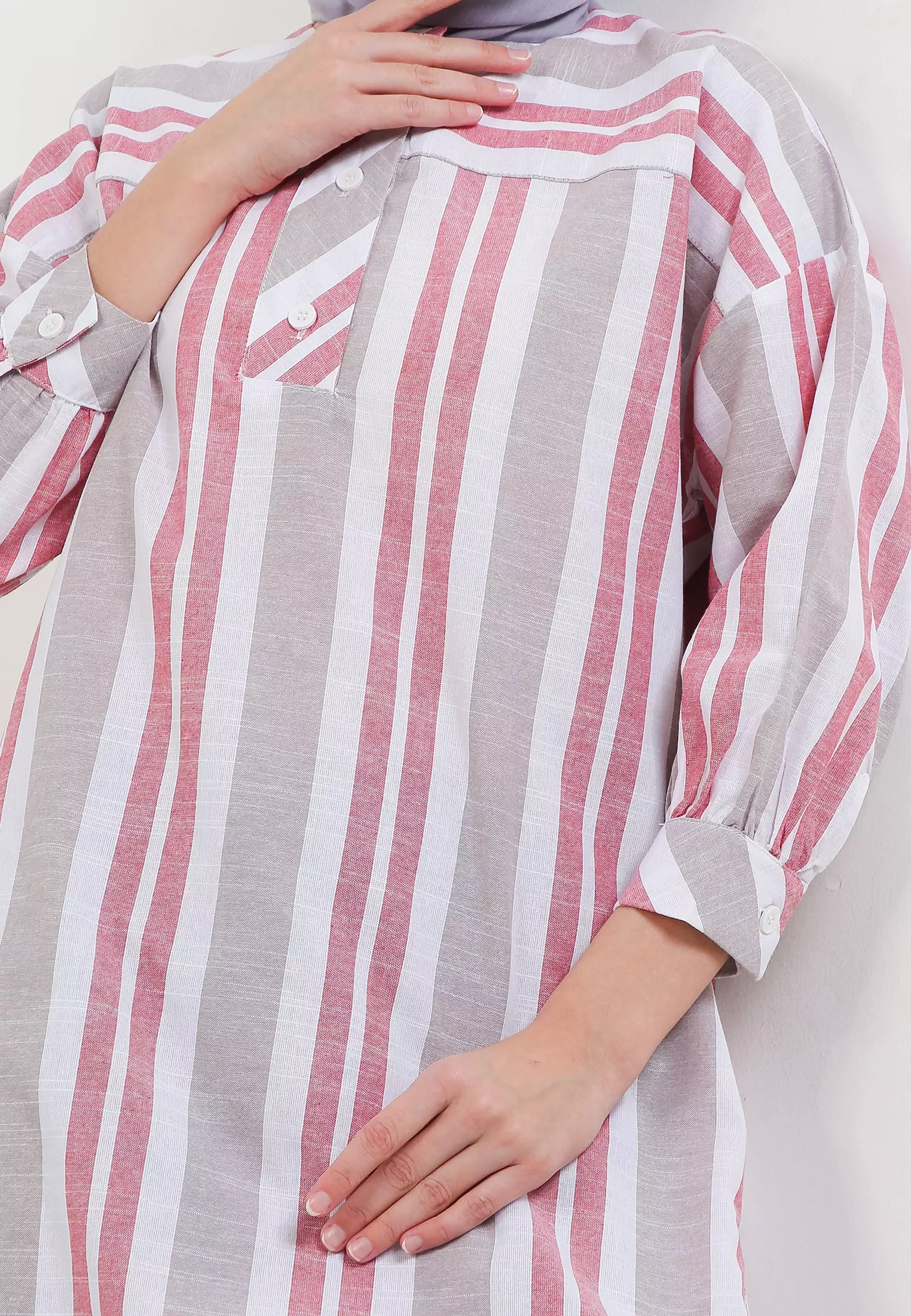 MFMW Shangrilla Tunik Merah Motif Salur