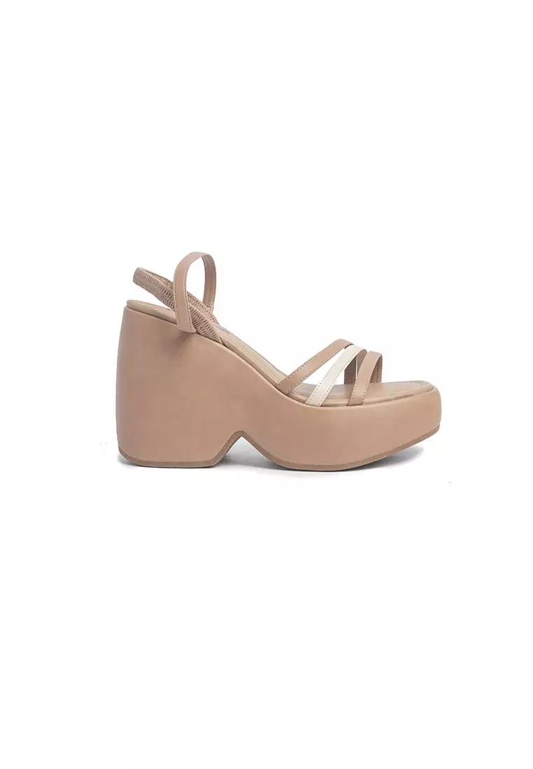 Leslie wedge sandal shop