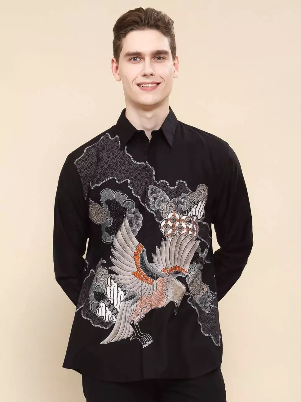 Adyatma Baskara Black Kemeja Batik Slim Fit Pria Katun Lengan Panjang