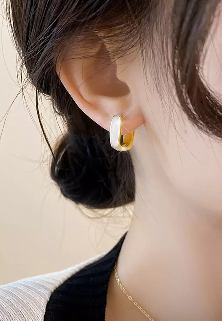 Anting Wanita Titanium Korea Anting Cewek Anti Pudar high quality Kotak Indah COD