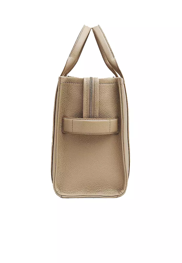 MARC JACOBS: The Tote Bag in canvas with embroidered logo - Camel