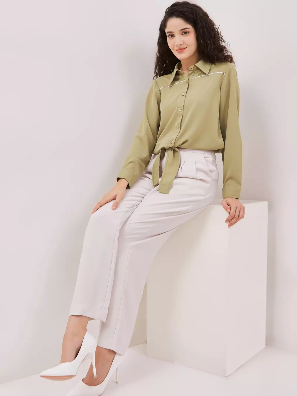 Urban Exchange Gisel Green Blouse - Atasan Blouse Kasual Lengan Panjang Warna Green