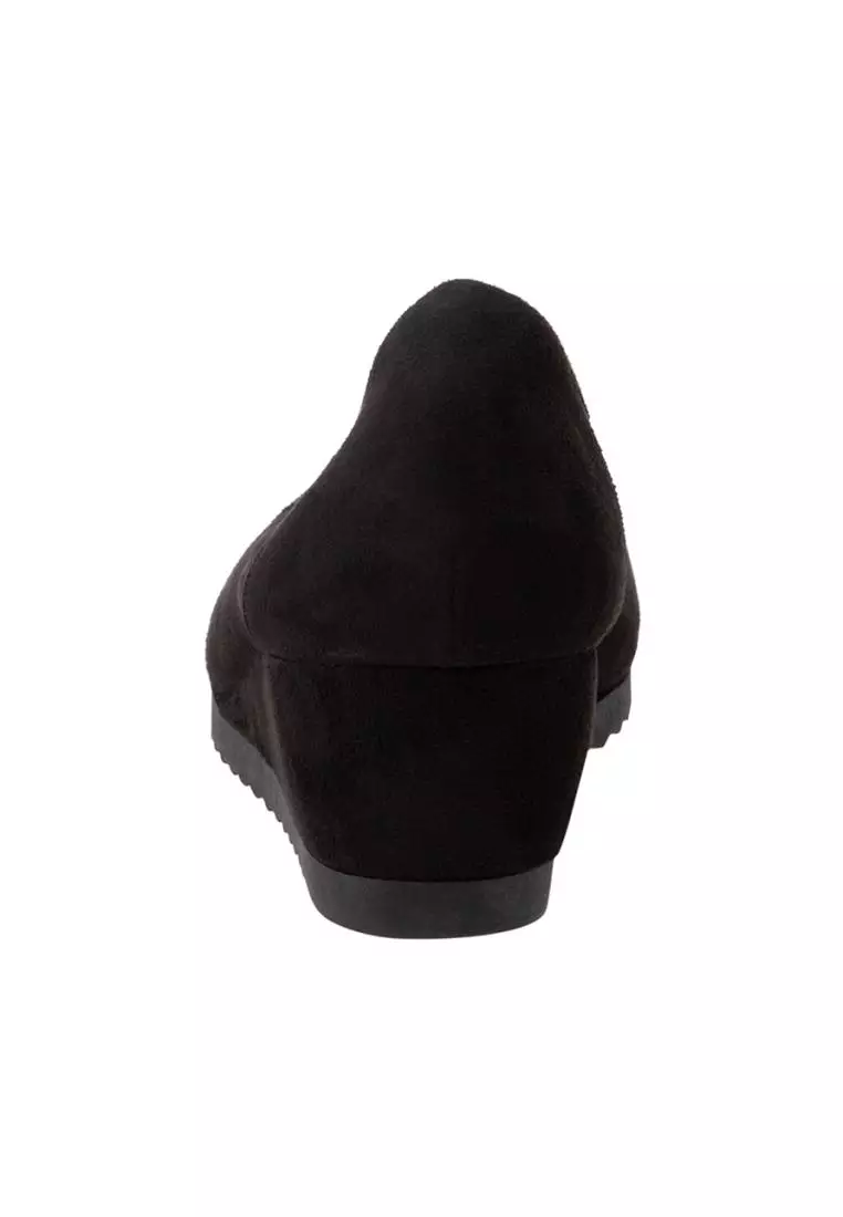 Wide width shop heels payless