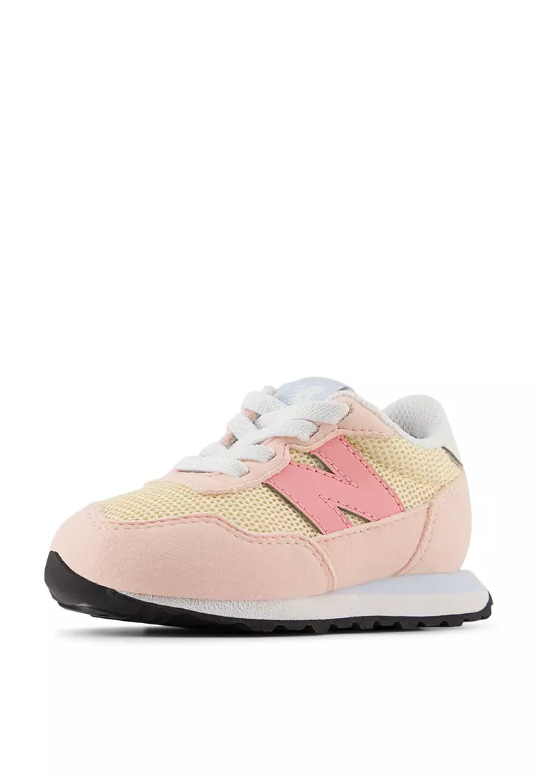 237 Lifestyle Shoes