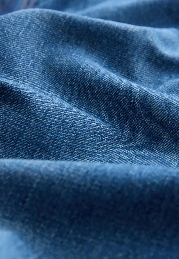 Barrel Leg Jeans