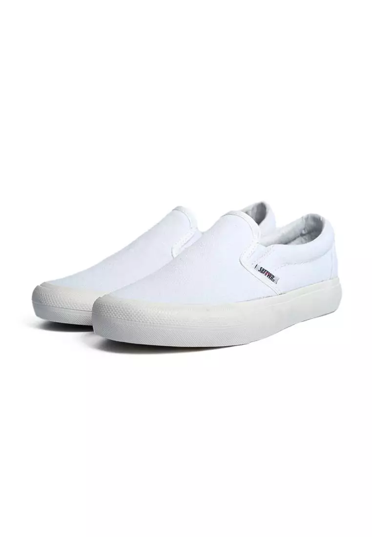 Saba Vintage Slip On Tripple White
