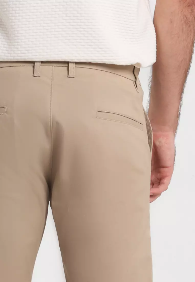 MOC - Celana Panjang Chinos Pria Renviggo - Khaki
